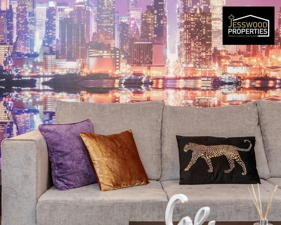 Lounge at Jesswood Properties Short Lets & Serviced Accommodation, Style and comfort 