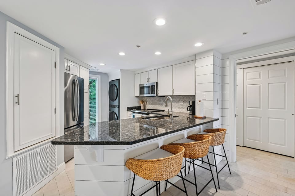 03-Kitchen