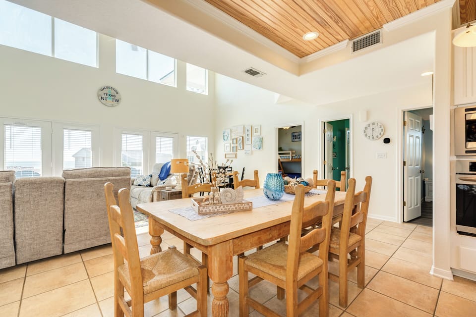 Sit up to 10 total between the two tables in the open living area