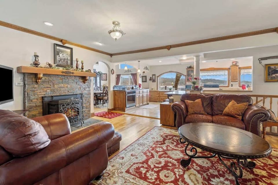 Livingroom- Open Concept.