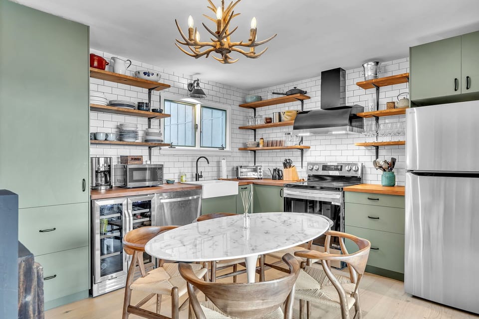 newly renovated kitchen with brand new appliances