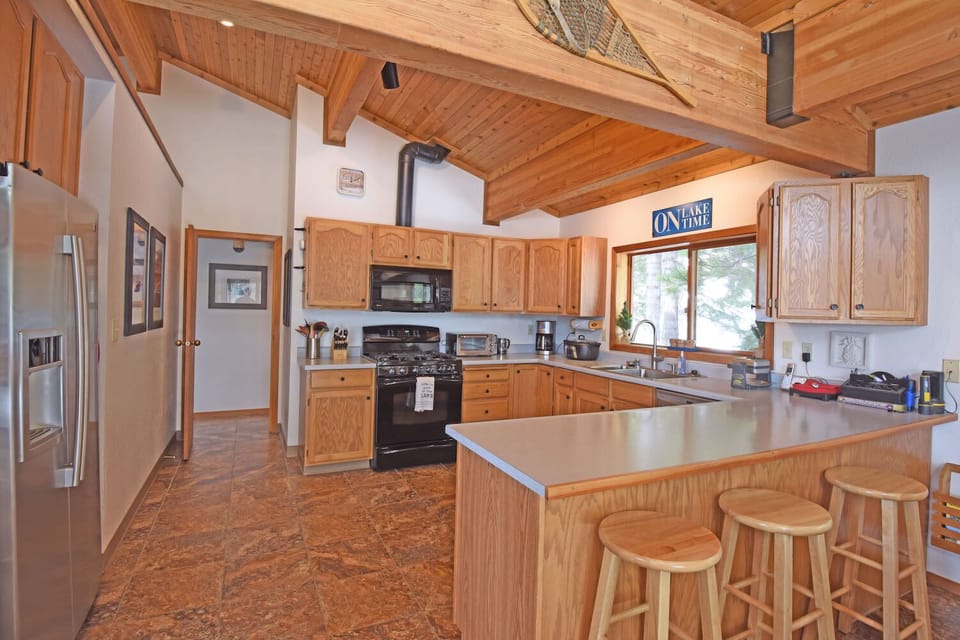 Enjoy home cooked meals in the fully equipped kitchen