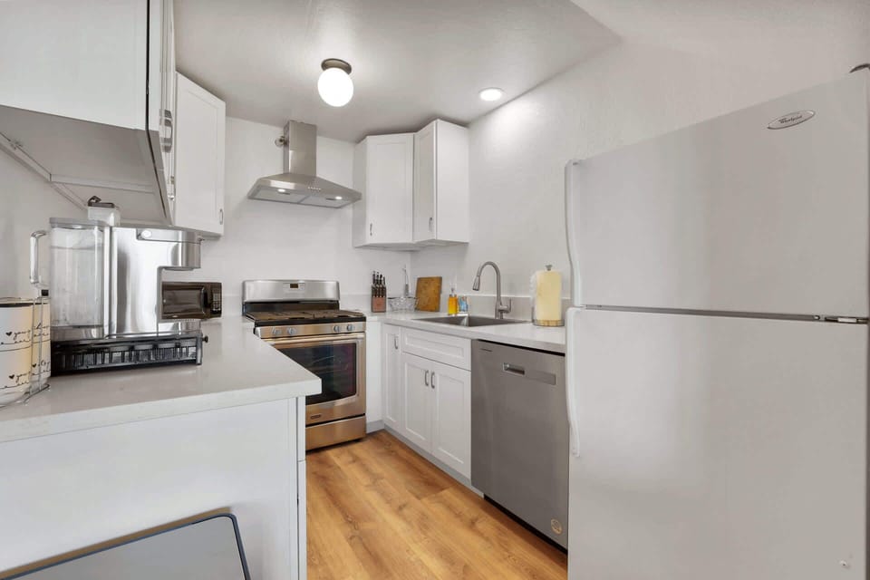 Fully equipped kitchen