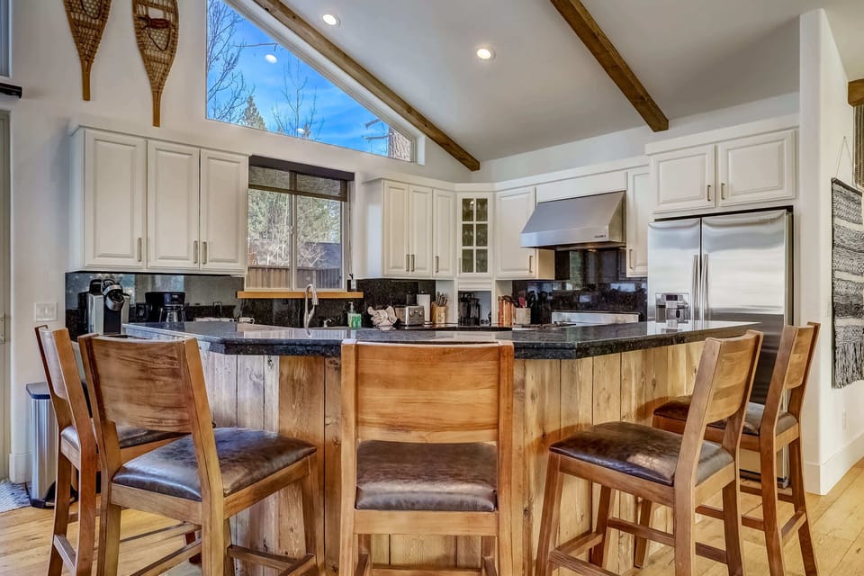 Additional counter seating