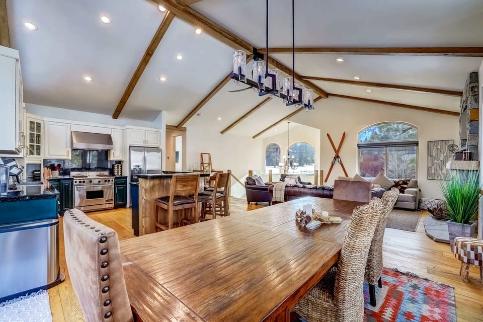 Open living space with dining area & full kitchen