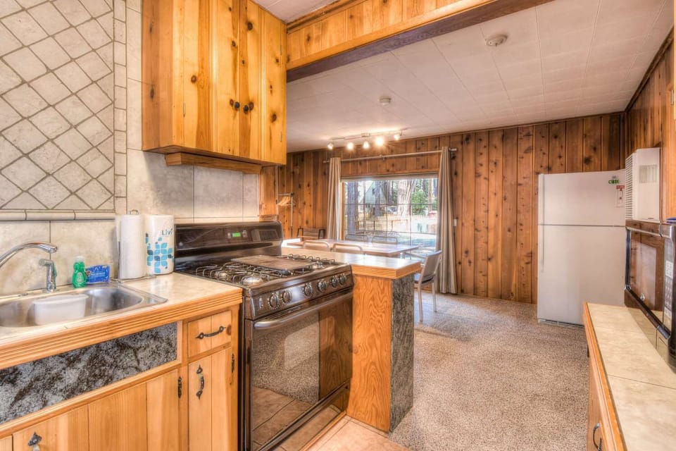 Kitchen appliances
