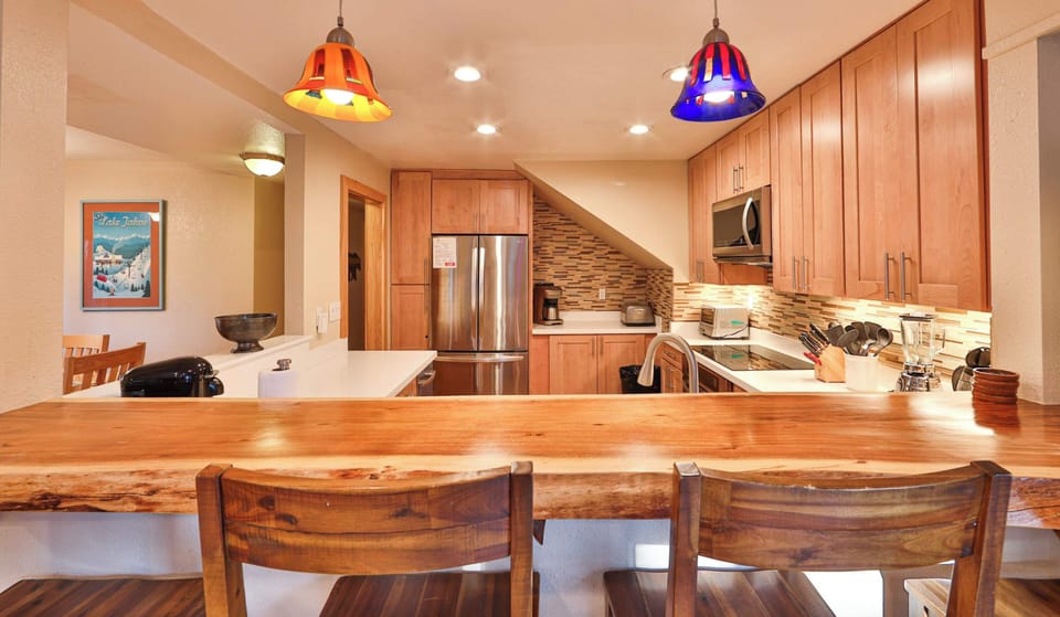 Breakfast bar 
