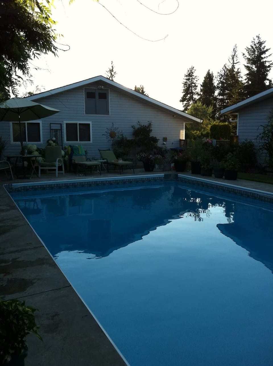 Shared pool area