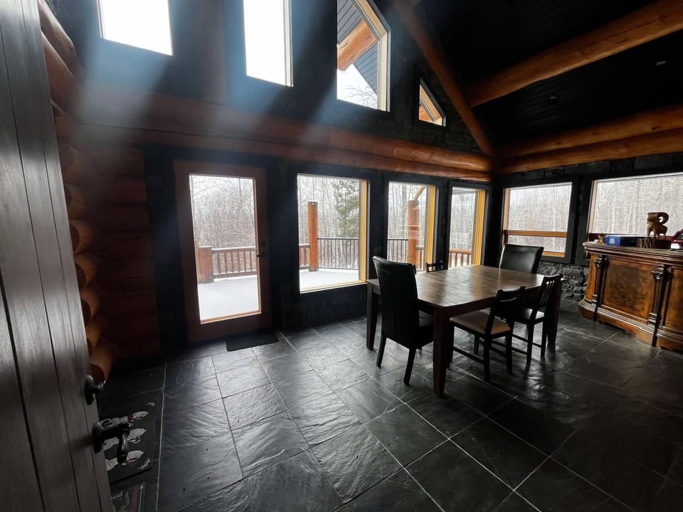 Southview Lodge (2107)