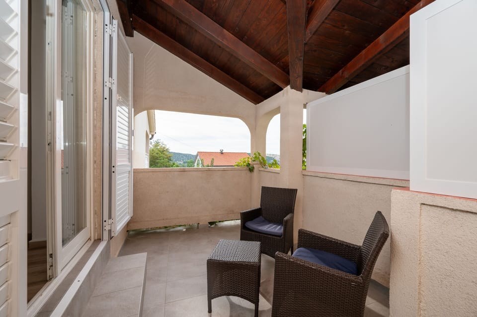 Terrace 2