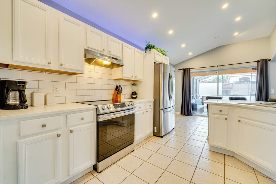 Kitchen | 1st Floor | Drip Coffee Maker | Dishwasher | Cooking Basics
