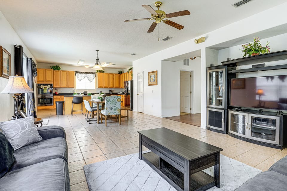 Living Room | 1st Floor | Smart TV | Central A/C & Heating