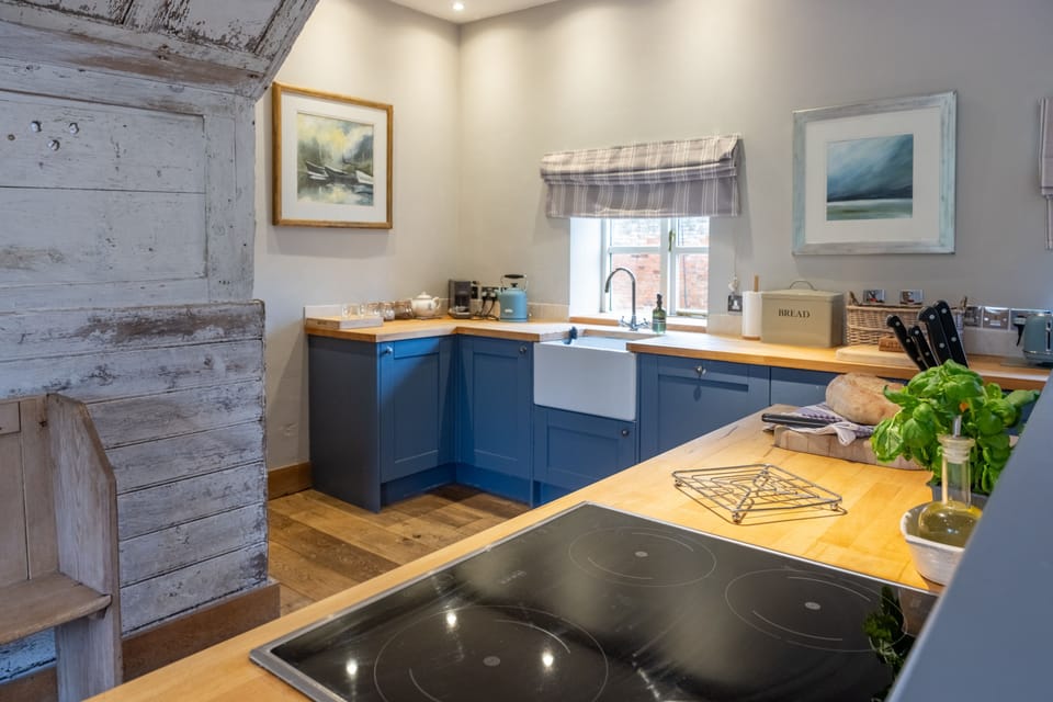 Belchamp Hall Coach House, Belchamp Walter: Modern comforts and historic charm