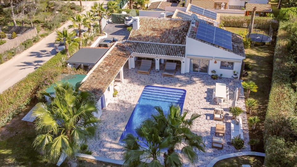 Aerial Shot Casa Harvey