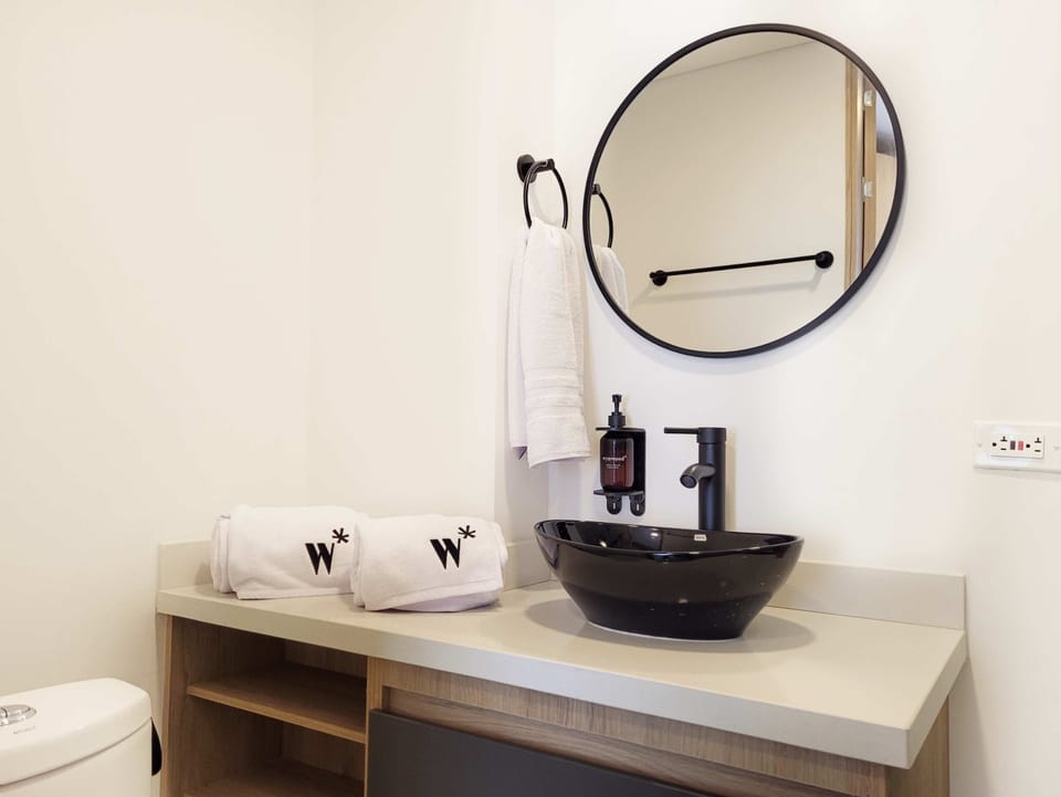 Modern Bathroom
