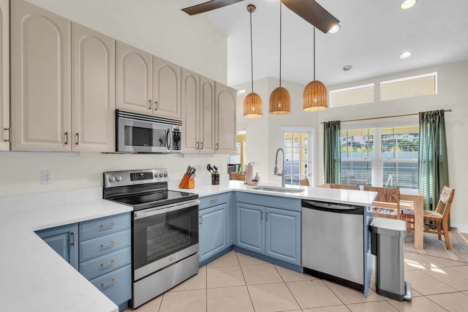 With high-end appliances, tons of cabinetry, and all the space you need!