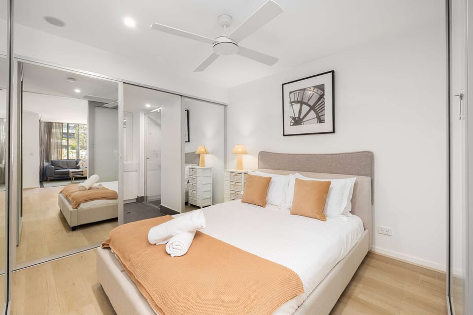 Ensuite 2 - Queen size bed