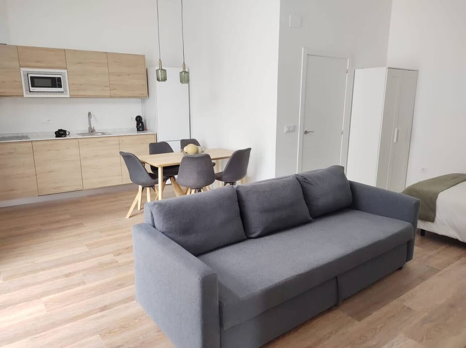 667285e2 7786 462c 8d92 33053ee85791