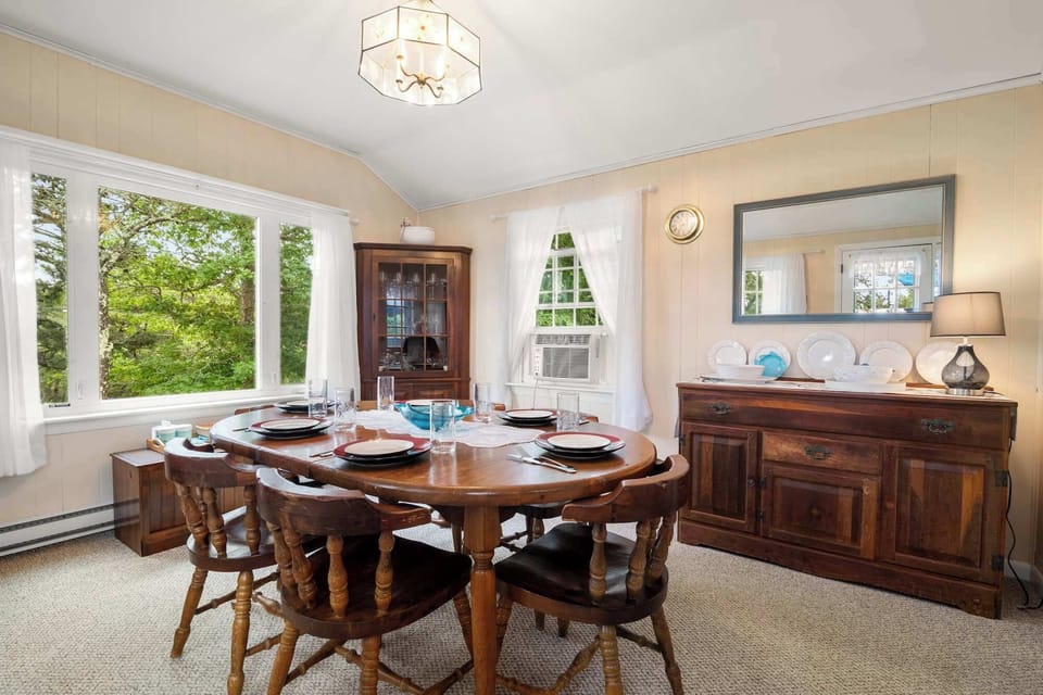 Main home dining room