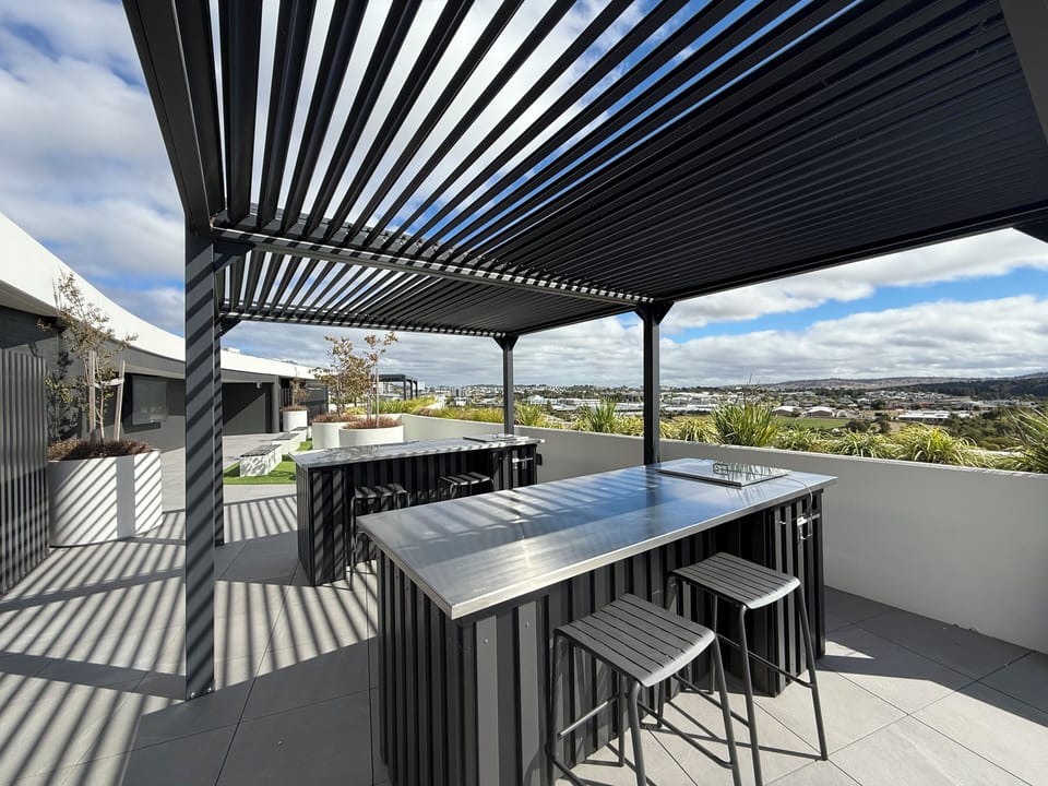 Level 6 BBQ area