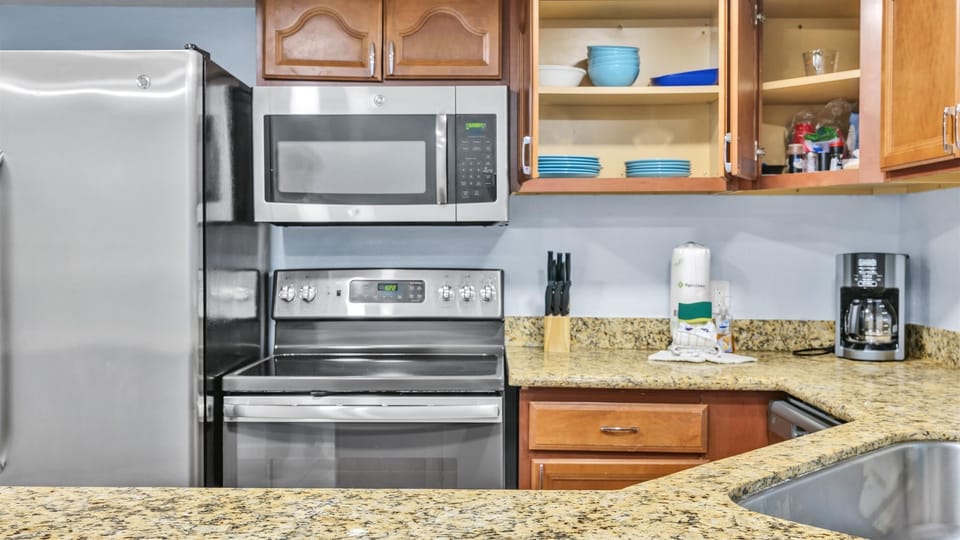 Enjoy cooking or enjoying take out or delivery from your favorite amazing Galveston restaurants!