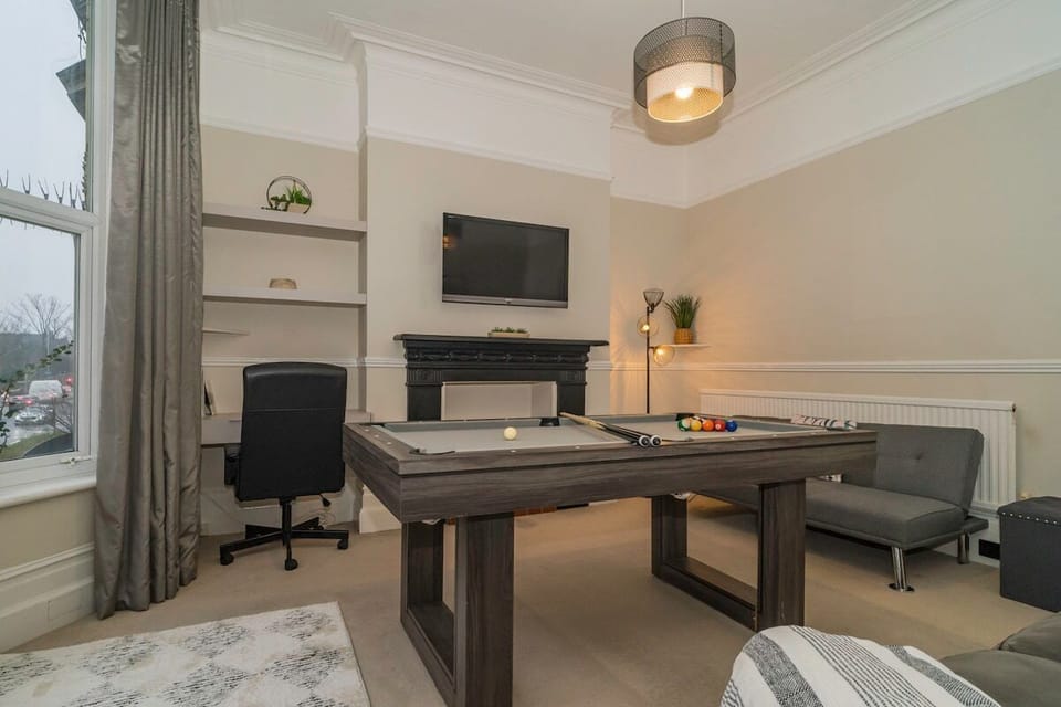 Living Room / Lounge