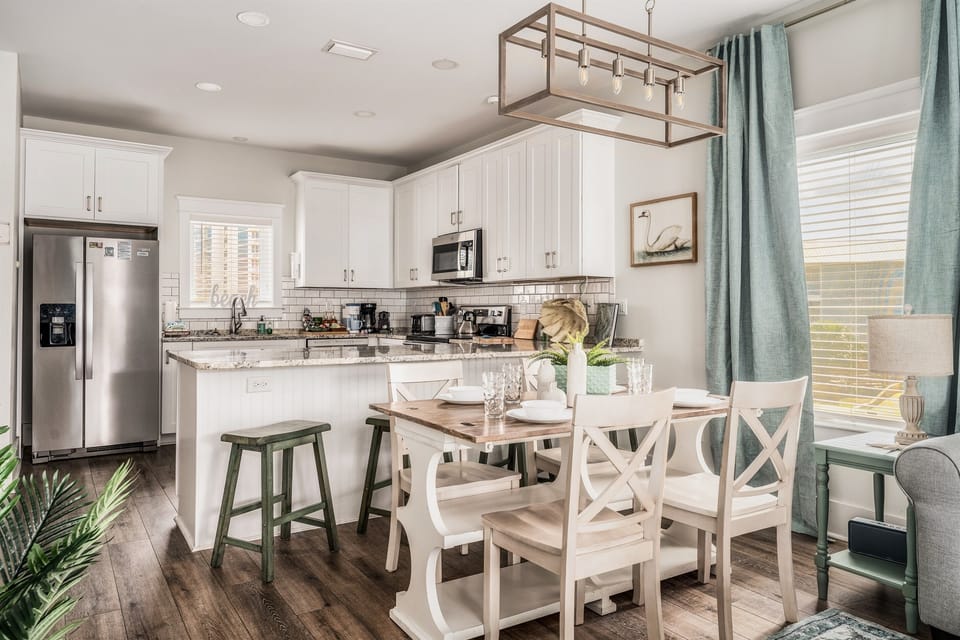 Gather around the kitchen bar or dining table, bringing the whole family together!
