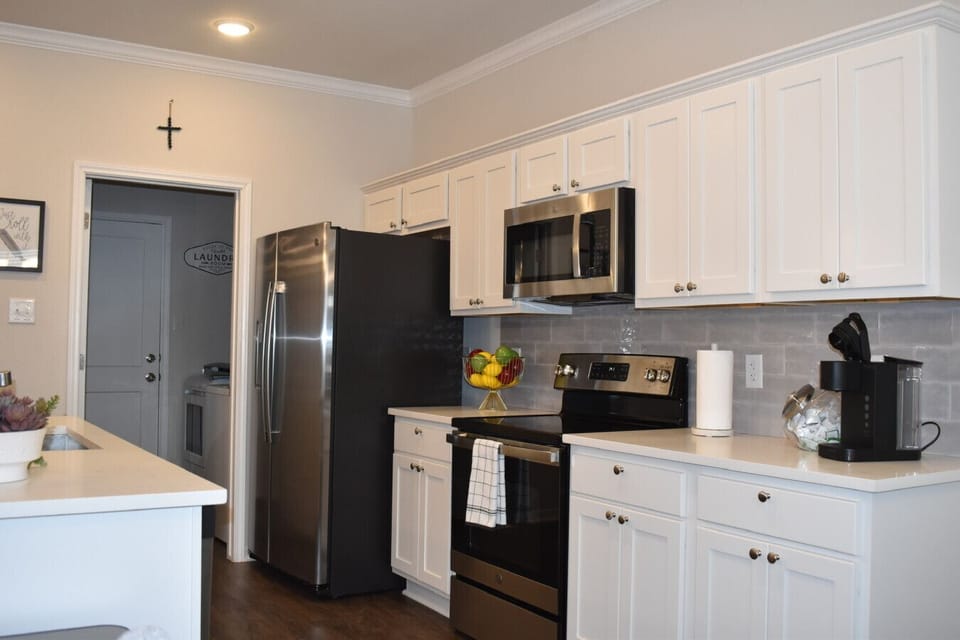 Comfortable and practical kitchen for dining in during your stay.