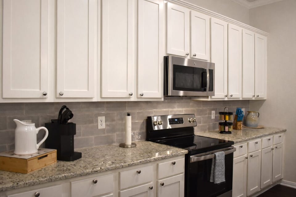 Clean, functional layout with essential cookware