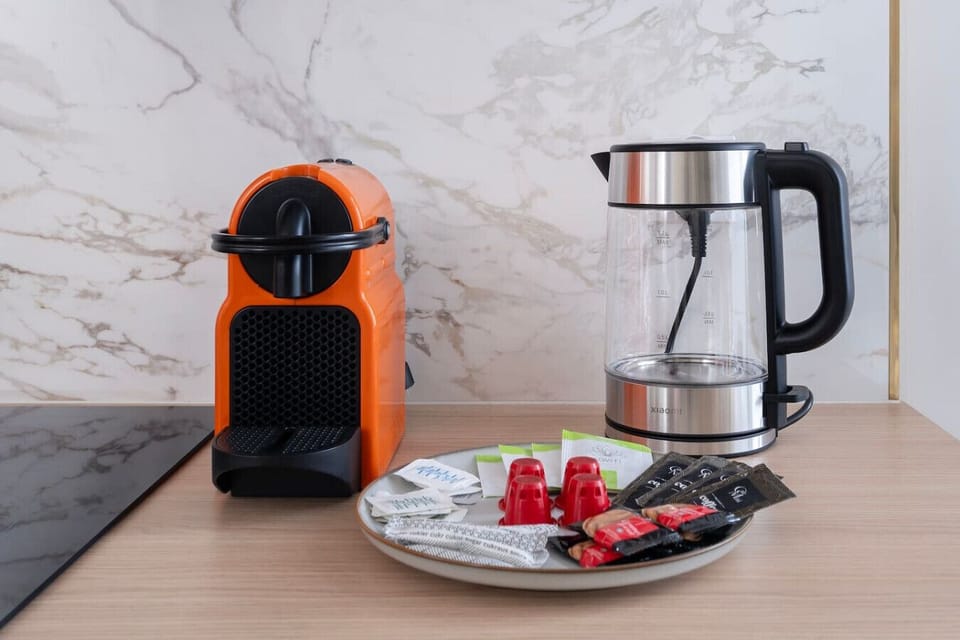 Coffee Machine | Book Now with RENTUJEMY.COM