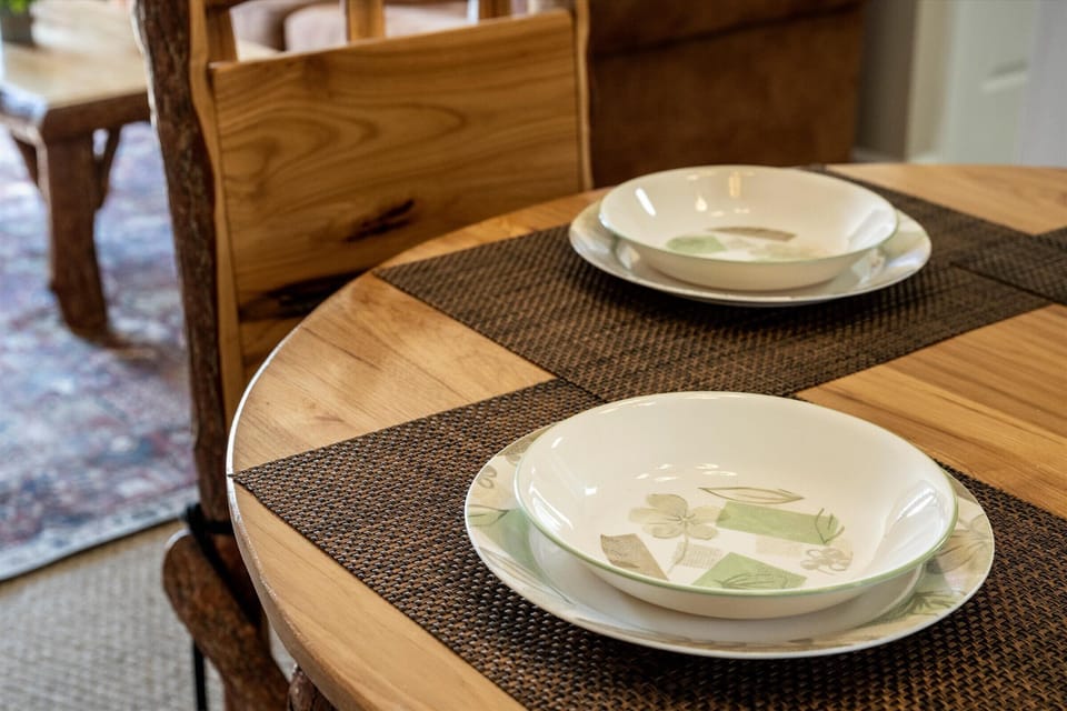 Dining area off of the kitchen.