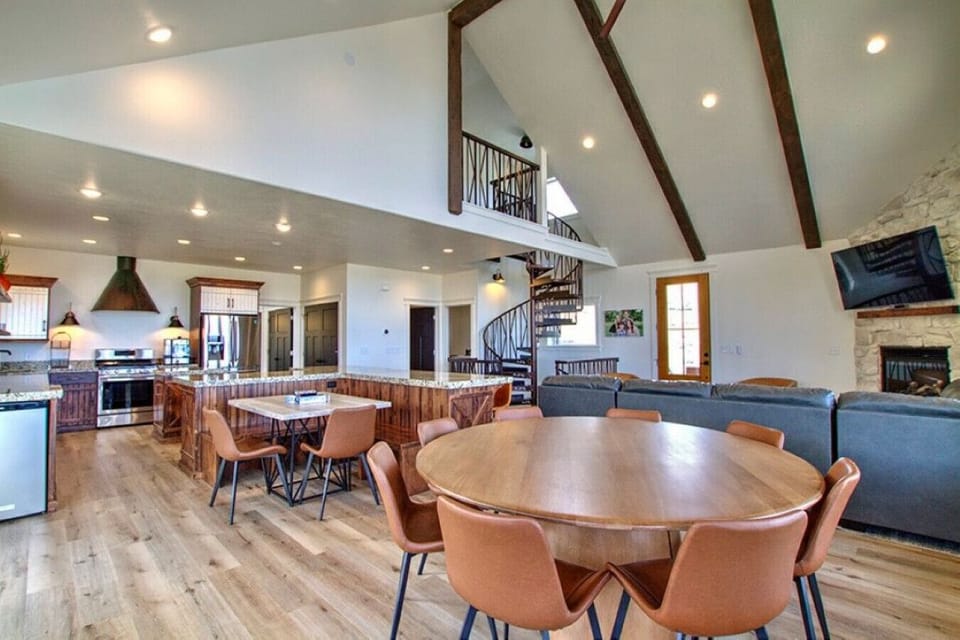 Dining area with ample seating