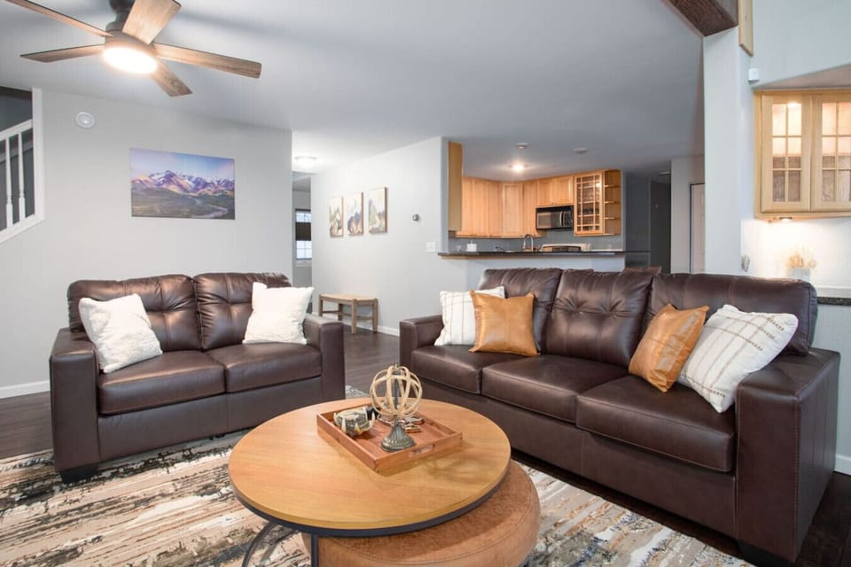 High end furnishing living room