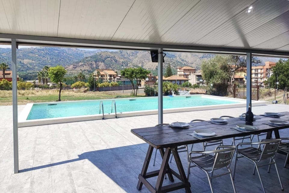 Holiday Home Swimming Pool