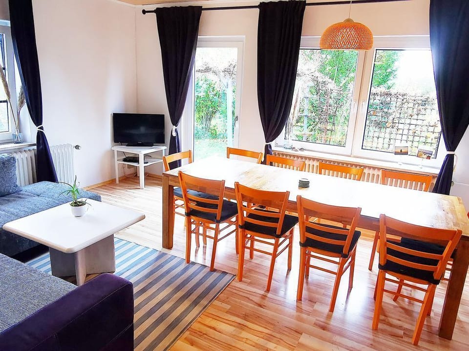 Annemaries Ferienwohnungen GROSS - Annemaries Ferienwohnungen Apartment in Butjadingen