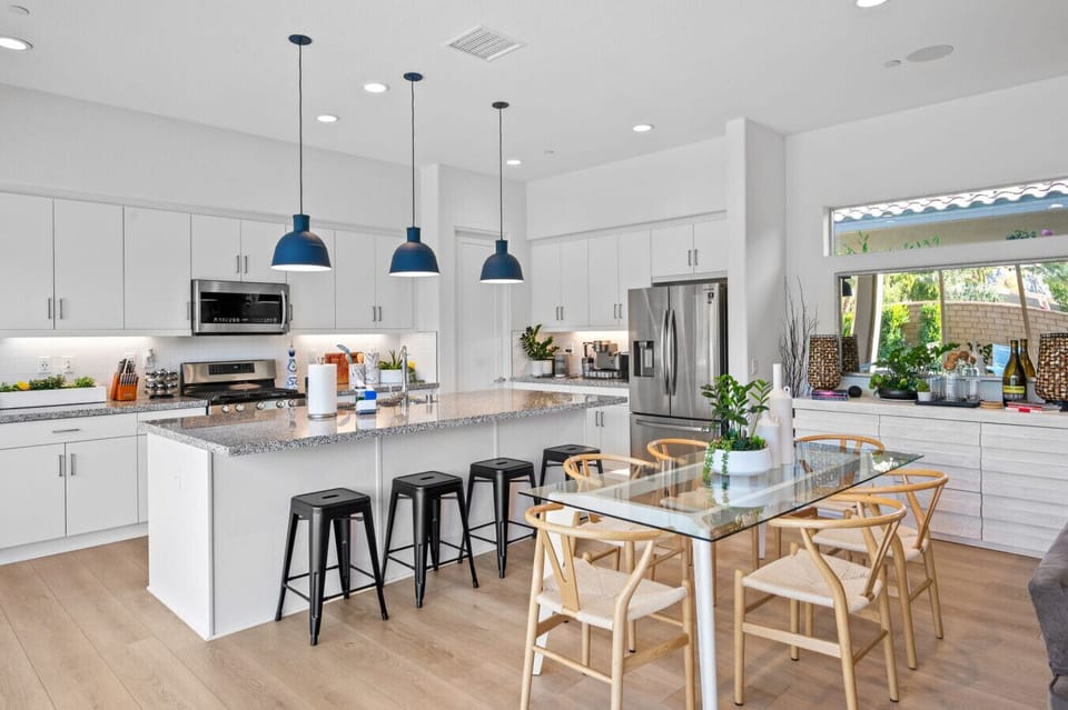 Dining & Lounge – Cozy and modern retreat.