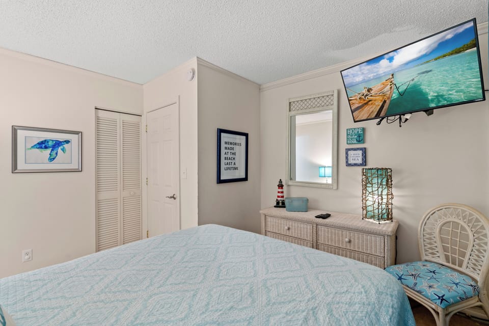 3rd Bedroom w/1 Queen