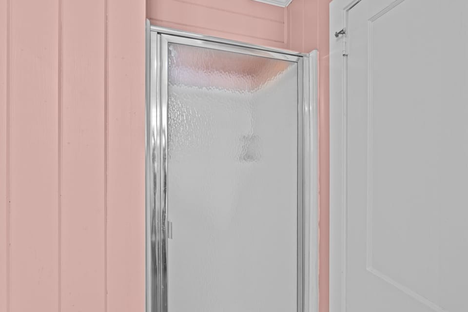 Ensuite Bathroom to Bedroom 4