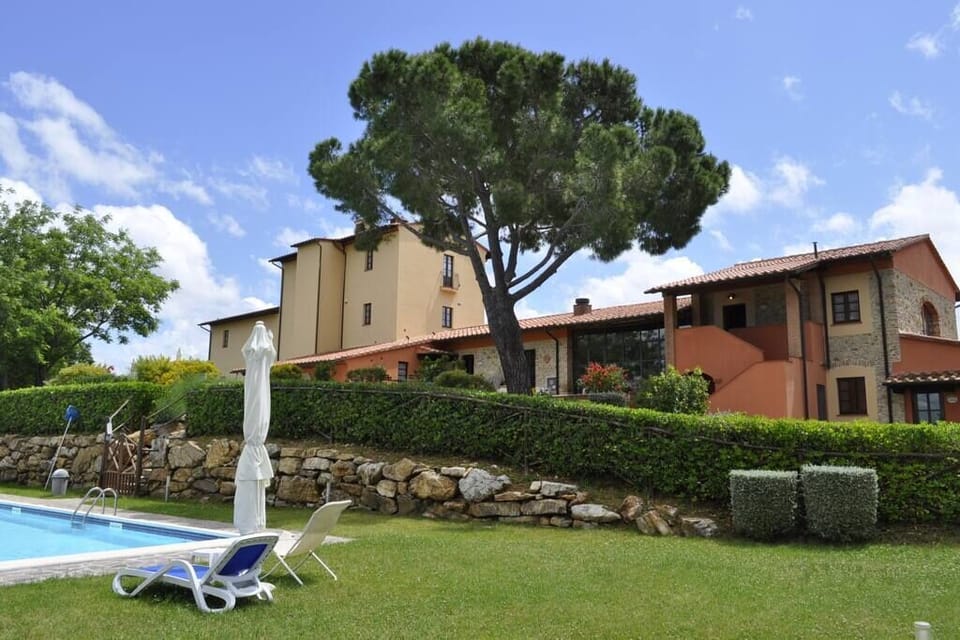 SANTA LAURA RESIDENCE