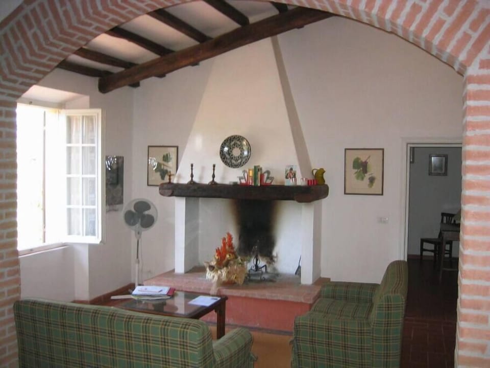 Santa Chiara - living room (2)