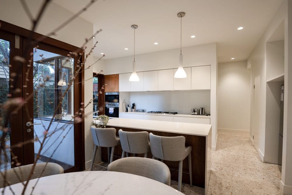 Breakfast station; imagine cooking while having a chat with besties!