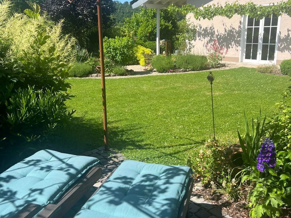 Casa Andrea, vacation apartment - 4-bed vacation home Casa Andrea House in Vulkaneifel