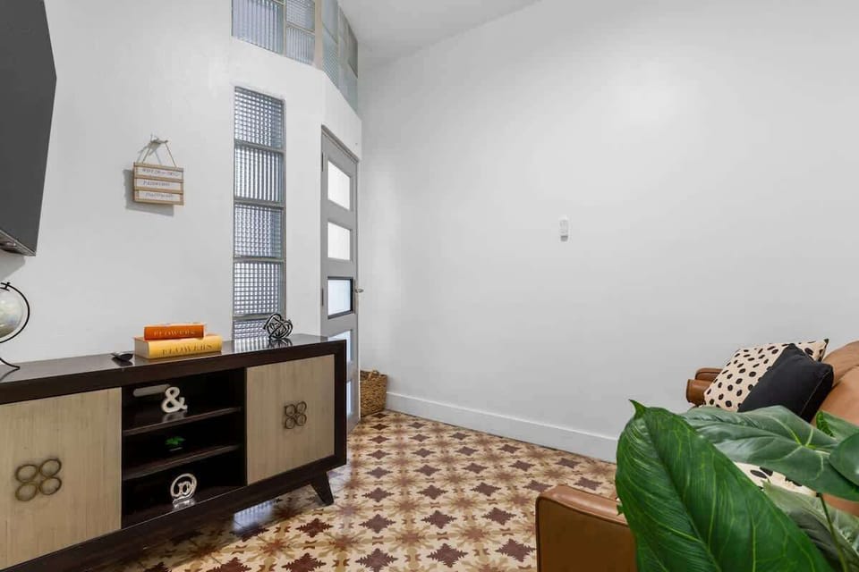 Our spacious and modern apartment is the ideal choice for anyone looking for a comfortable stay.