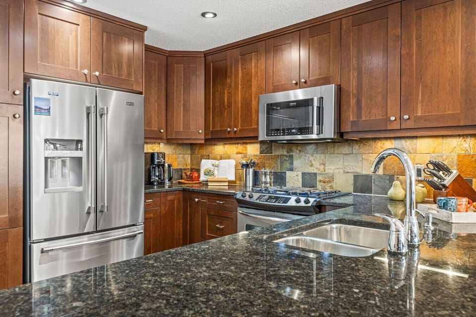 Our well-appointed kitchen, fully equipped to meet all your culinary needs.