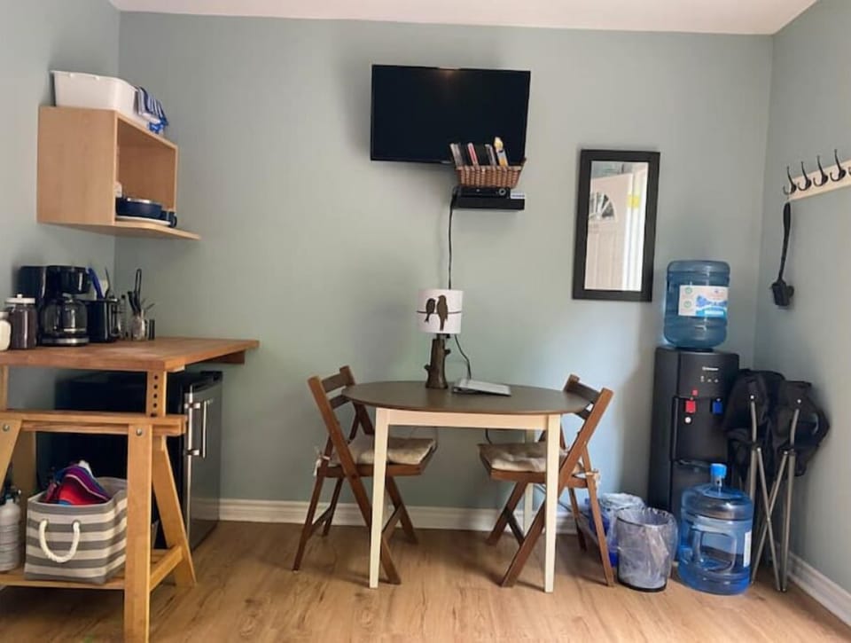 Kitchenette 