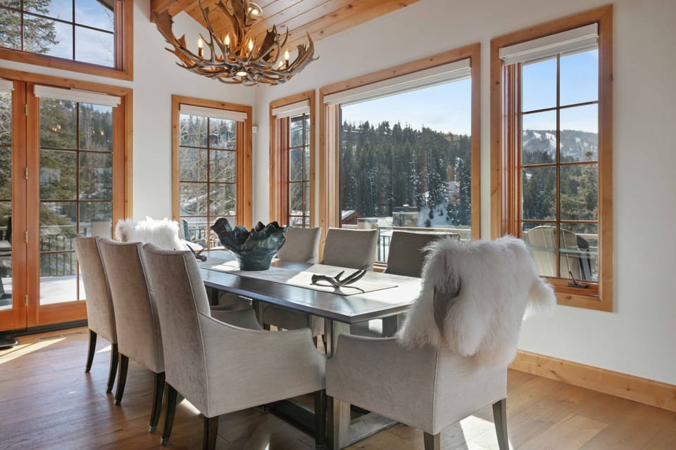 Furniture, Table, Architecture, Building, Dining Room