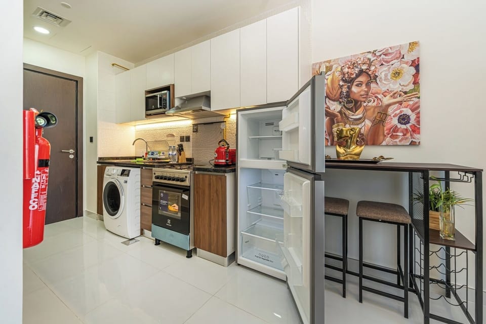 Fully equipped kitchen