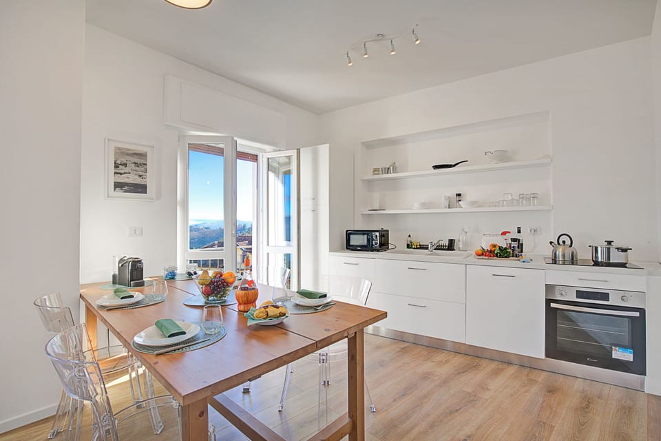 Kitchen and dining area