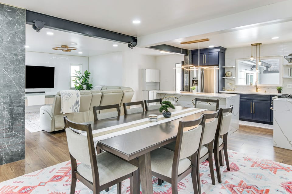Dining Area | 1st Floor