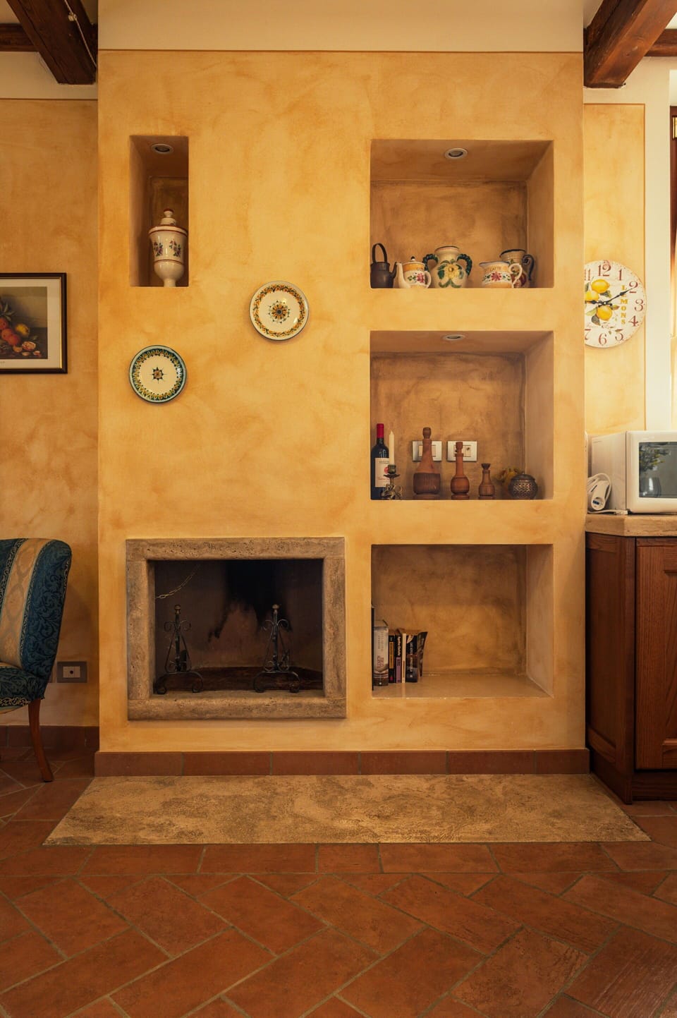 Wall, Interior Design, Flooring, Floor, Ceiling, Room, Picture Frame, Plaster, Wood Stain, Shelving